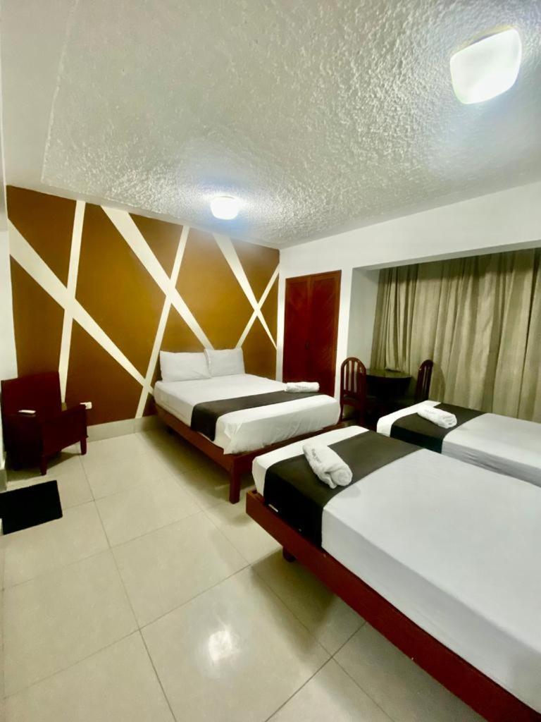 Hotel Plaza Teatro Chiclayo Exterior foto